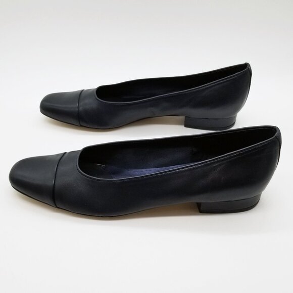 Vaneli Fc-313 Navy Nappa Soft Leather Cap Toe Ballet Flat Narrow SS Size 9 $175 - Picture 6 of 15